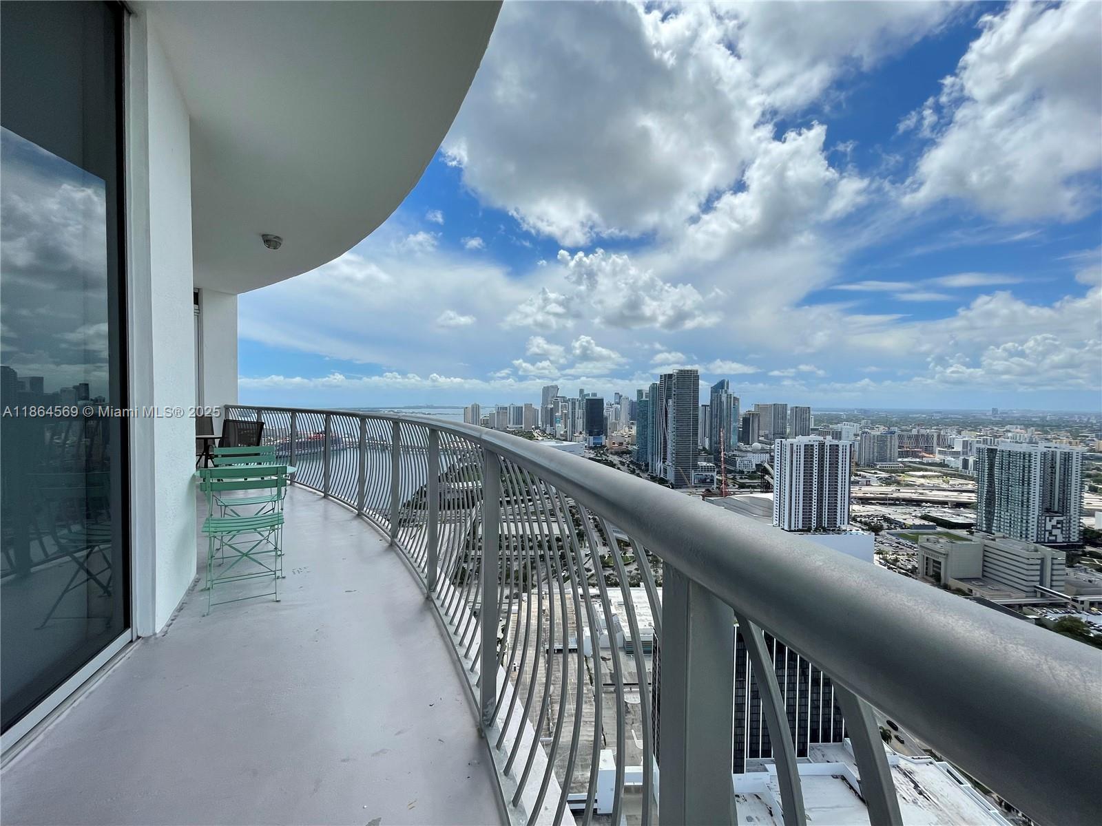 image Opera Tower Condo21