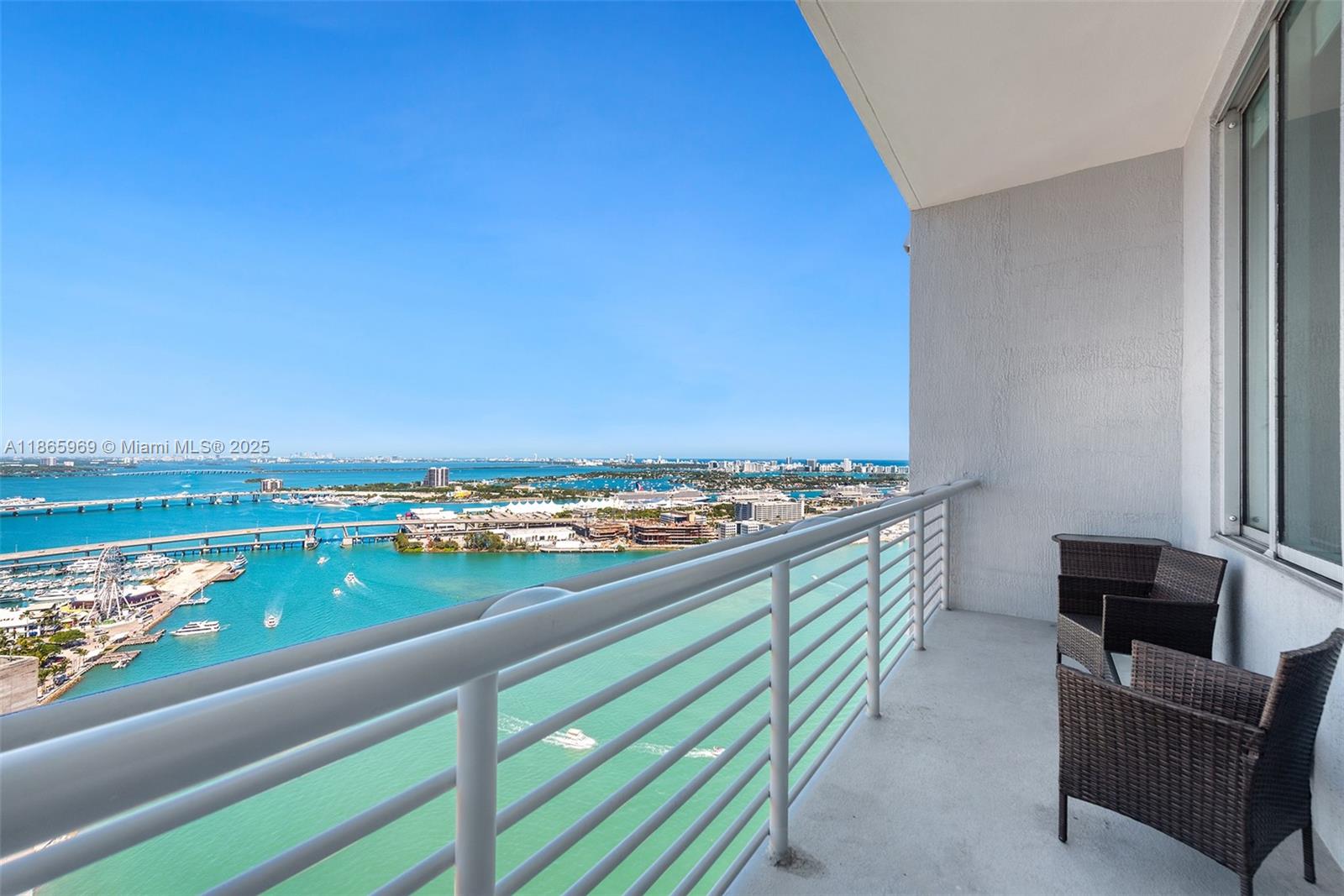 335 S Biscayne Blvd #UPH-10