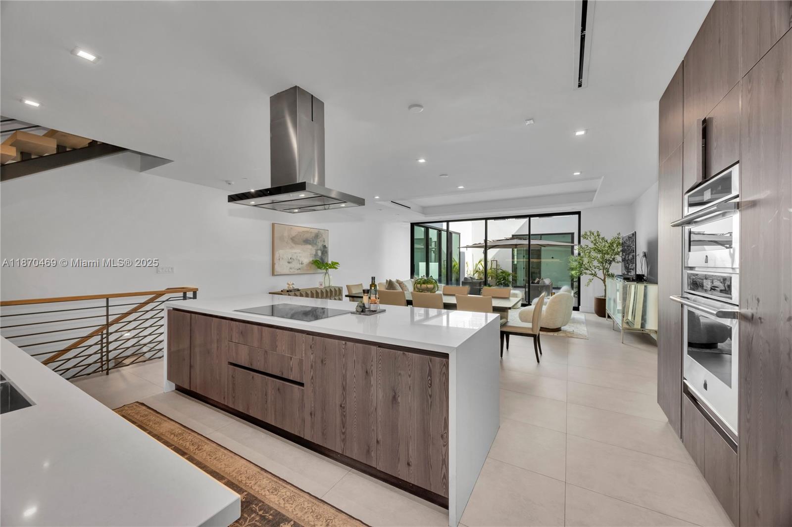 617 Almeria Ave Coral Gables, FL 33134