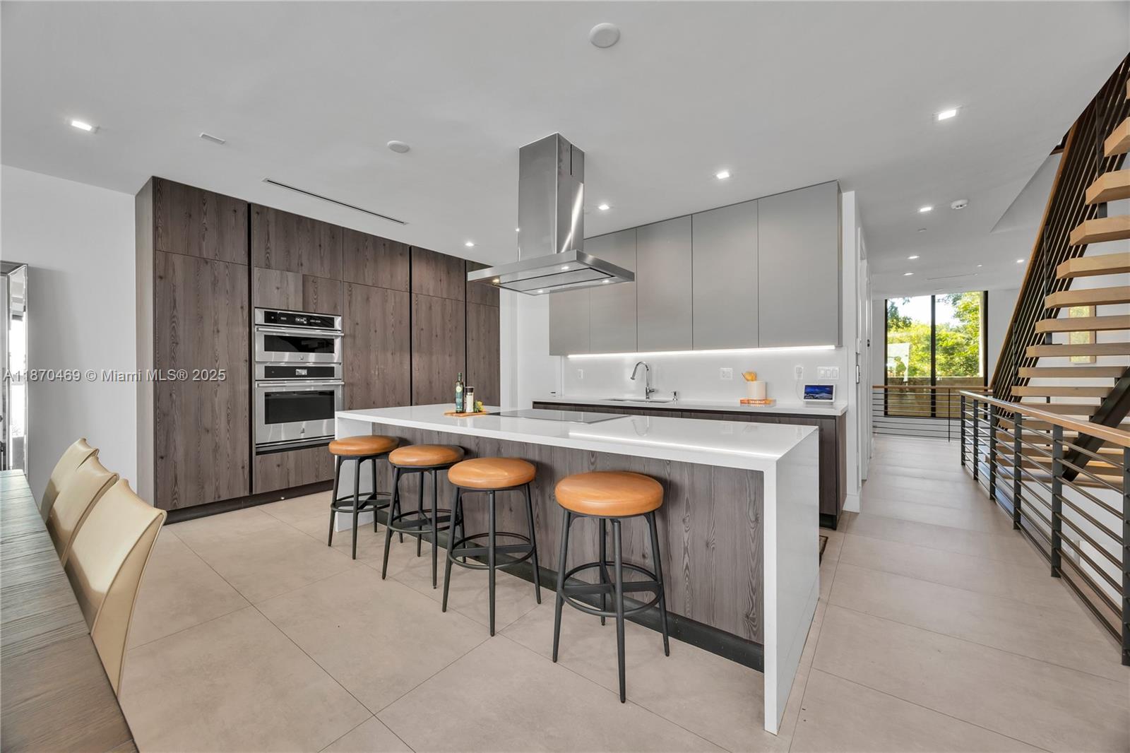 617 Almeria Ave Coral Gables, FL 33134