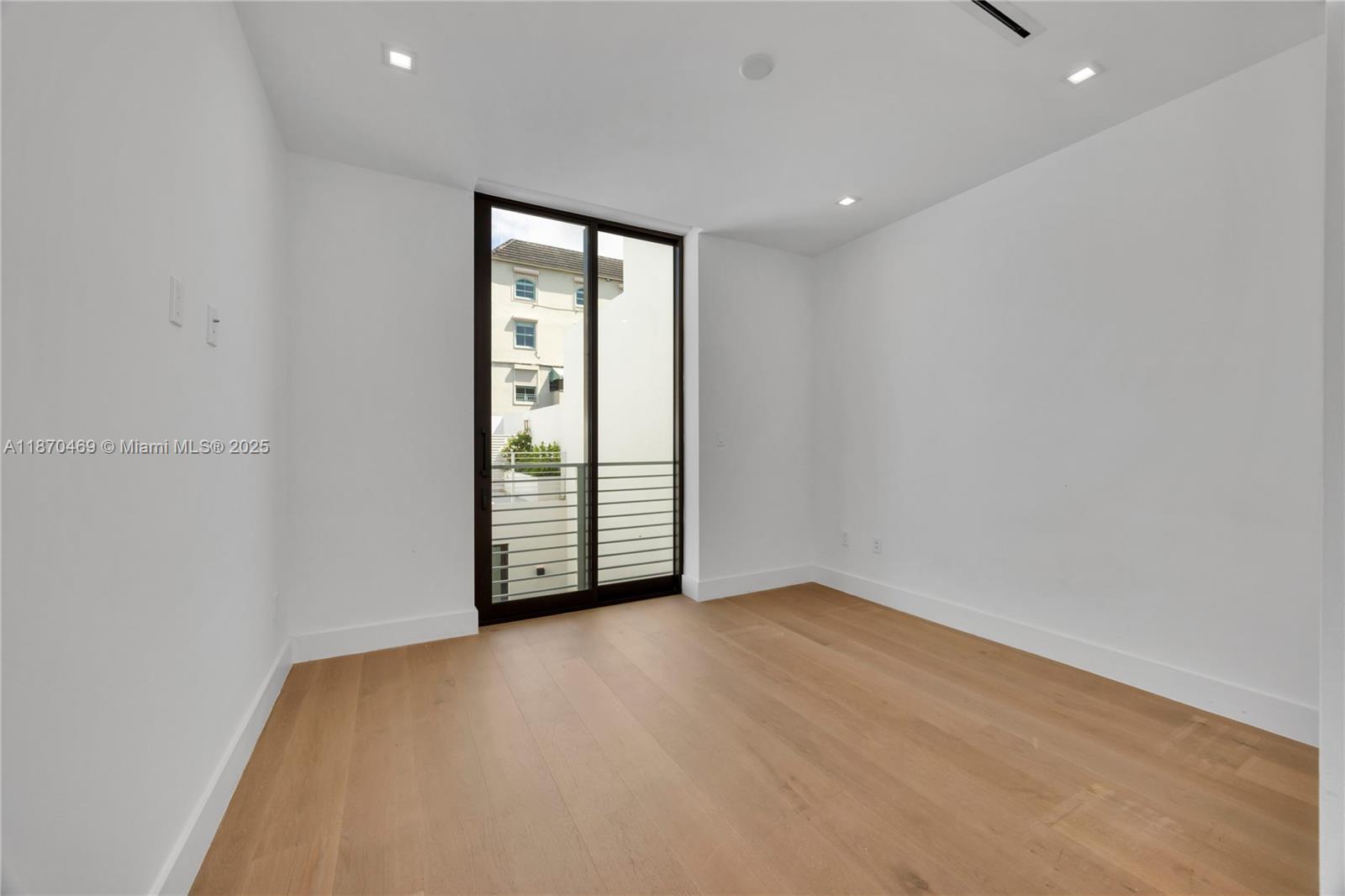 617 Almeria Ave Coral Gables, FL 33134