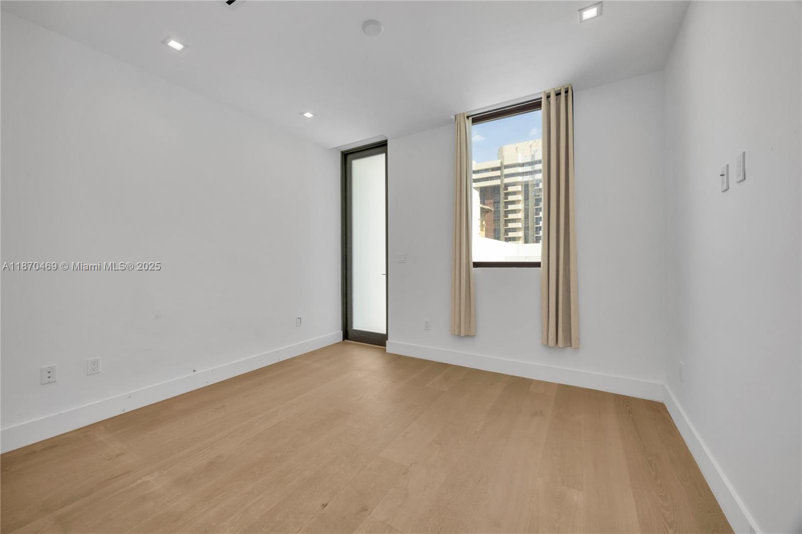 617 Almeria Ave Coral Gables, FL 33134