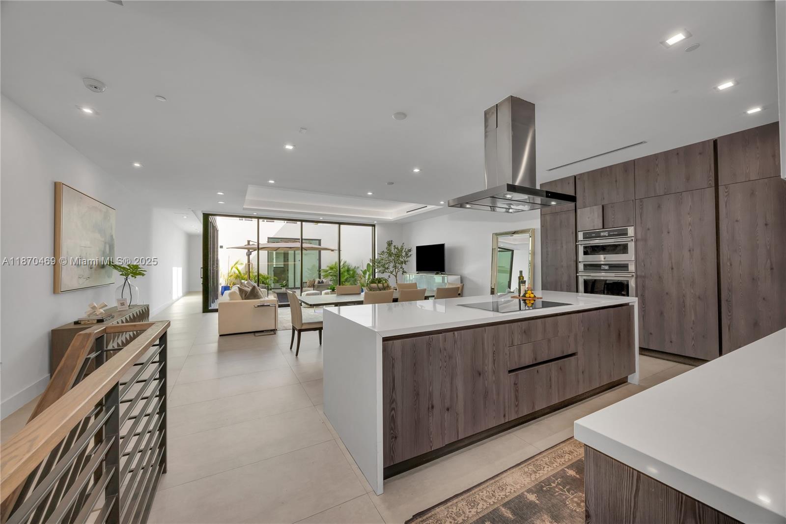 617 Almeria Ave Coral Gables, FL 33134