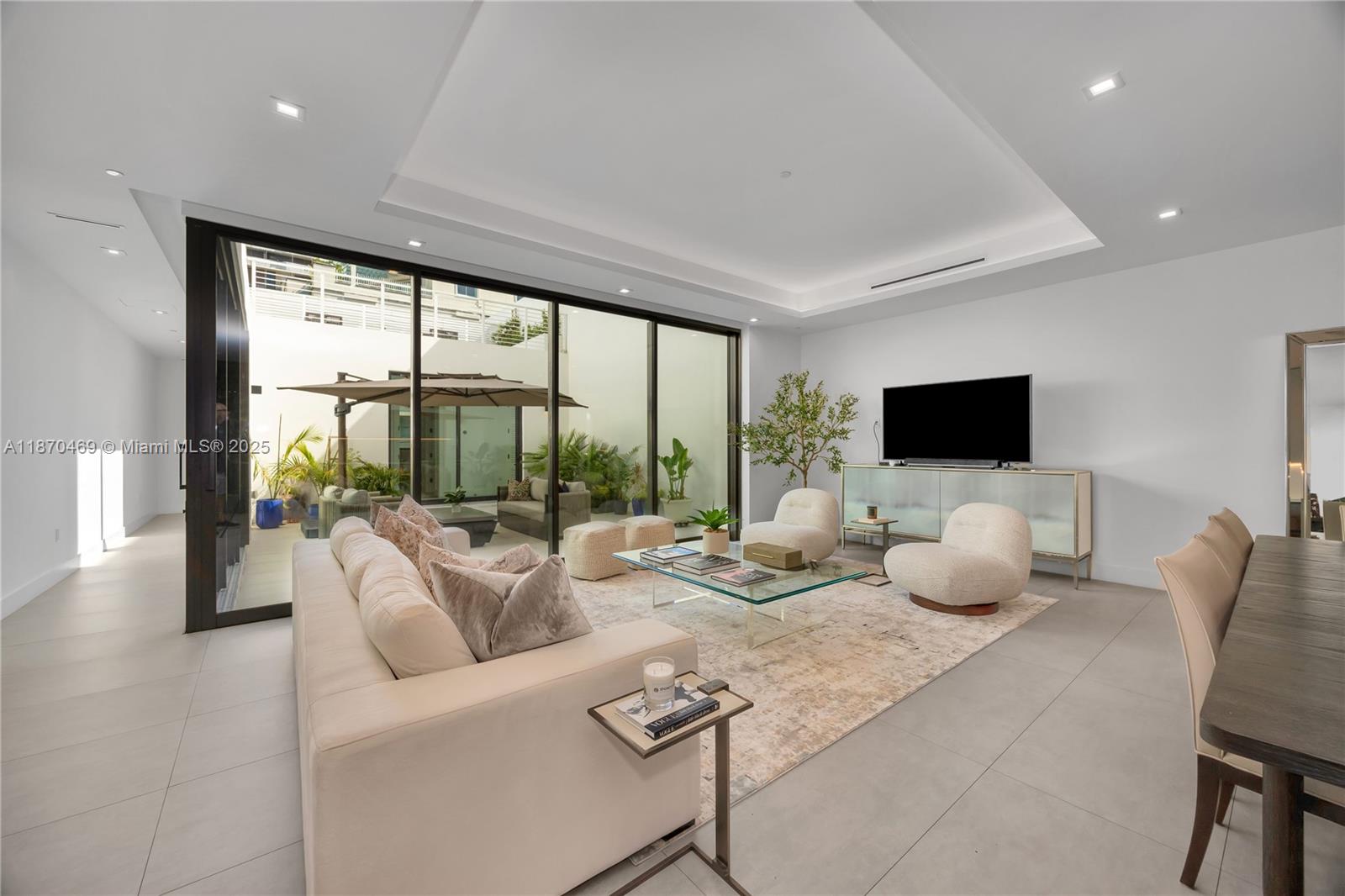 617 Almeria Ave Coral Gables, FL 33134