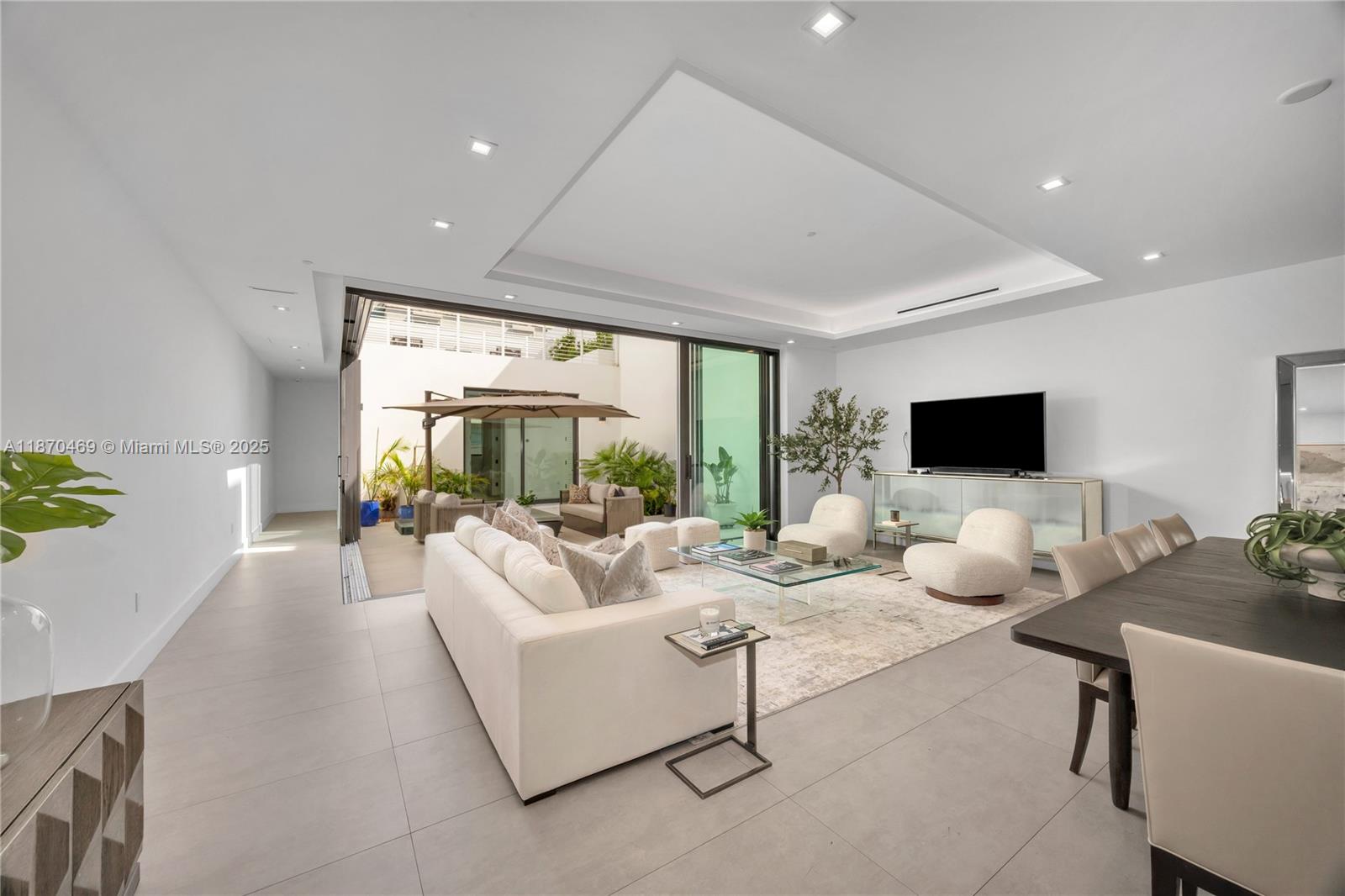 617 Almeria Ave Coral Gables, FL 33134