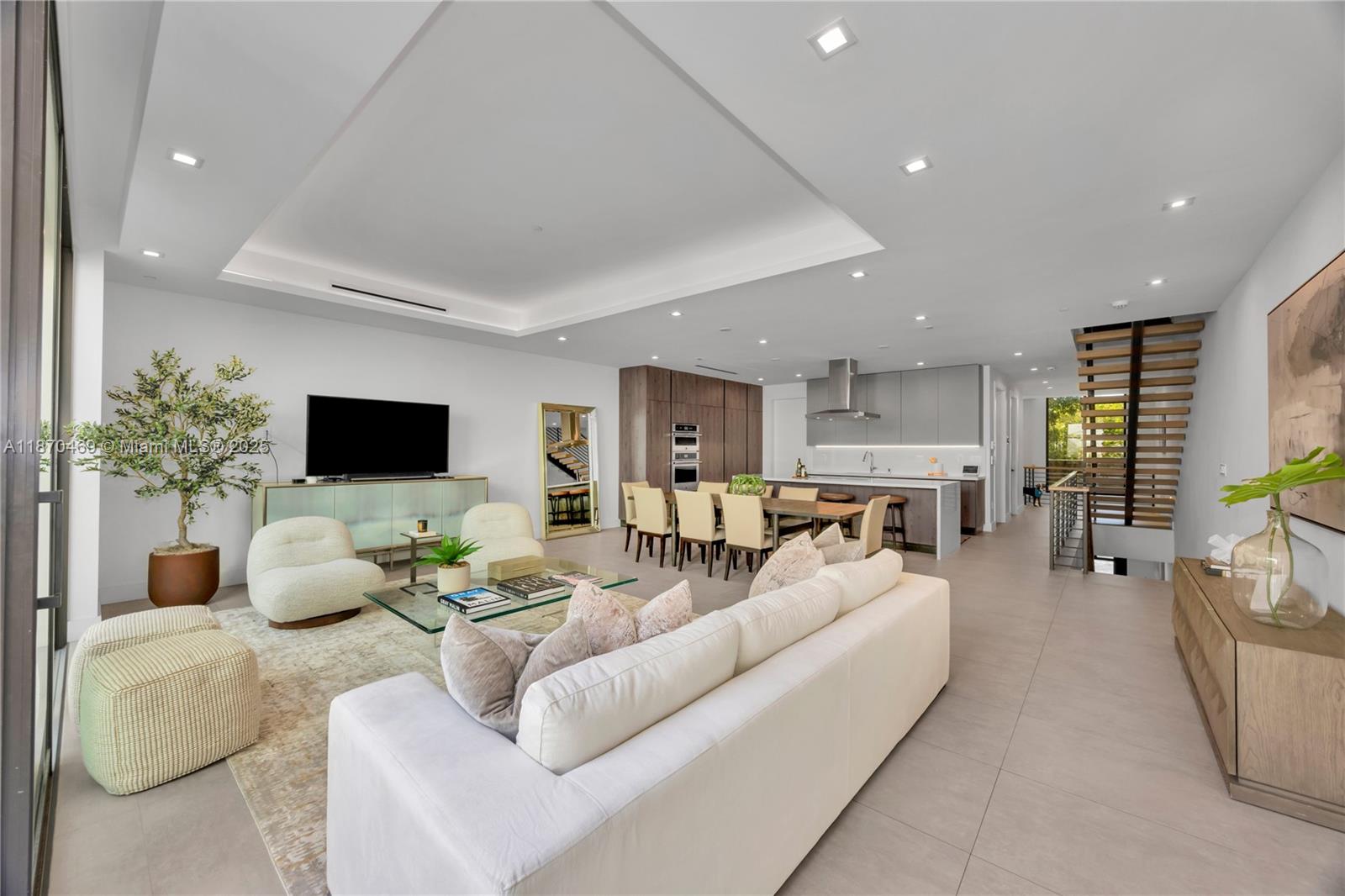 617 Almeria Ave Coral Gables, FL 33134