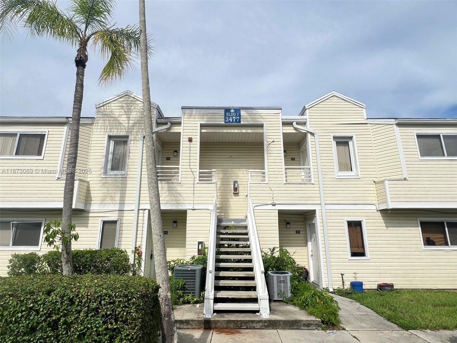 3477 NW 44th St #206