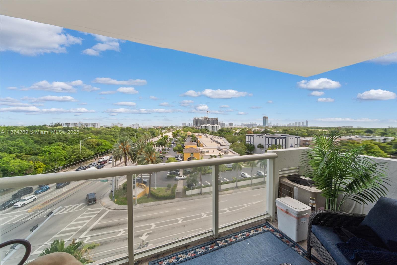 13499 Biscayne Blvd #703