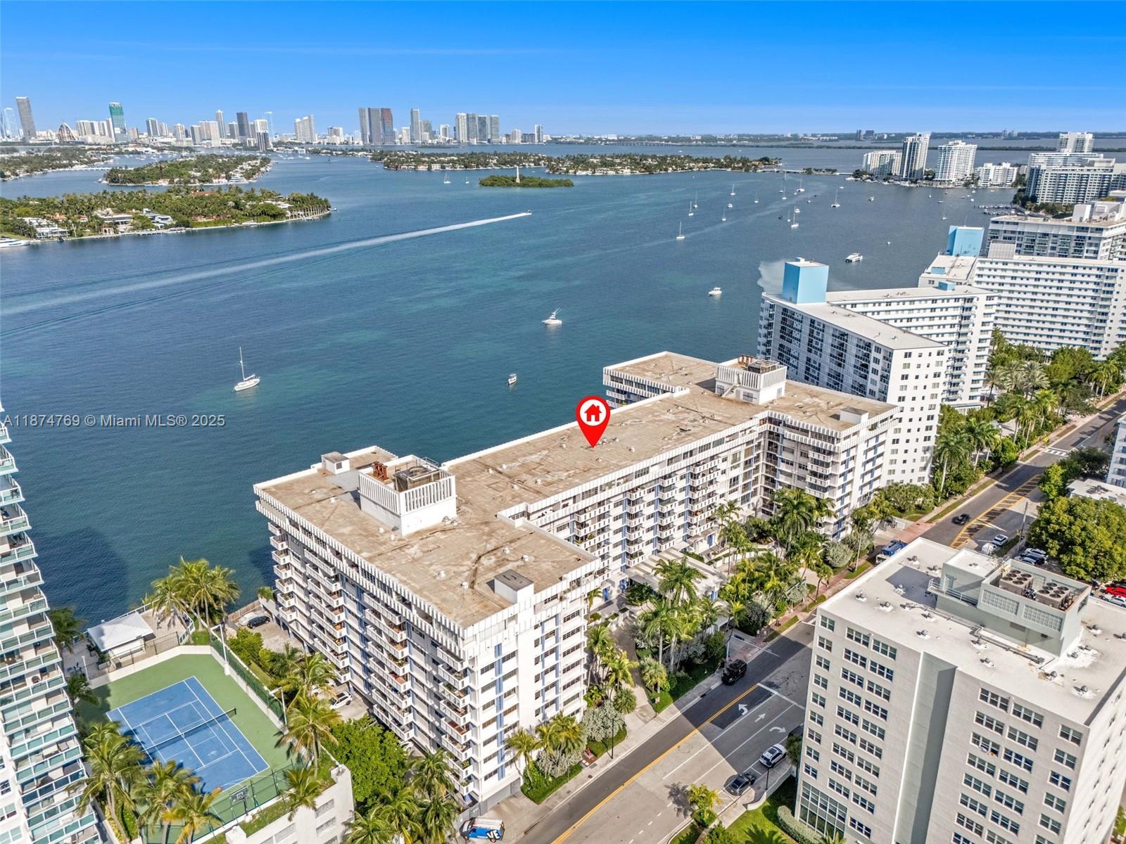 image SOUTH BAY CLUB CONDO15