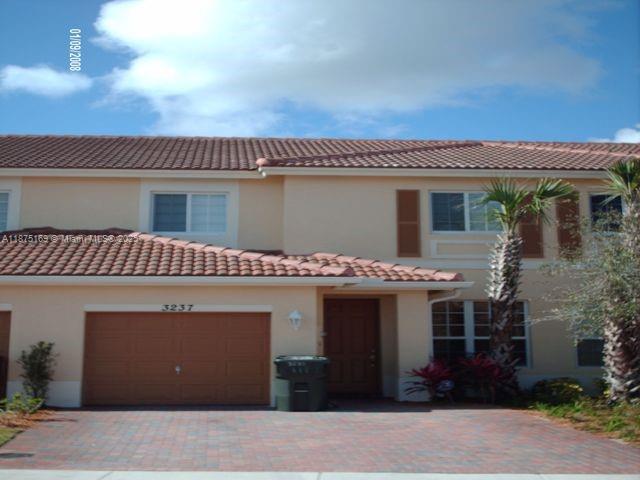 3237 NW 32nd Ter