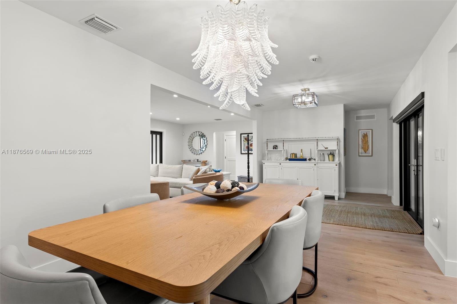 10560 NE 2nd Ct Miami Shores, FL 33138