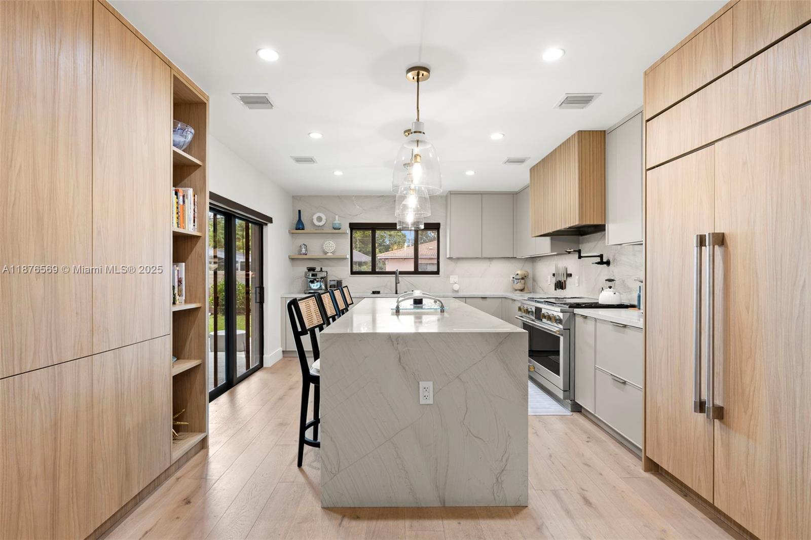 10560 NE 2nd Ct Miami Shores, FL 33138