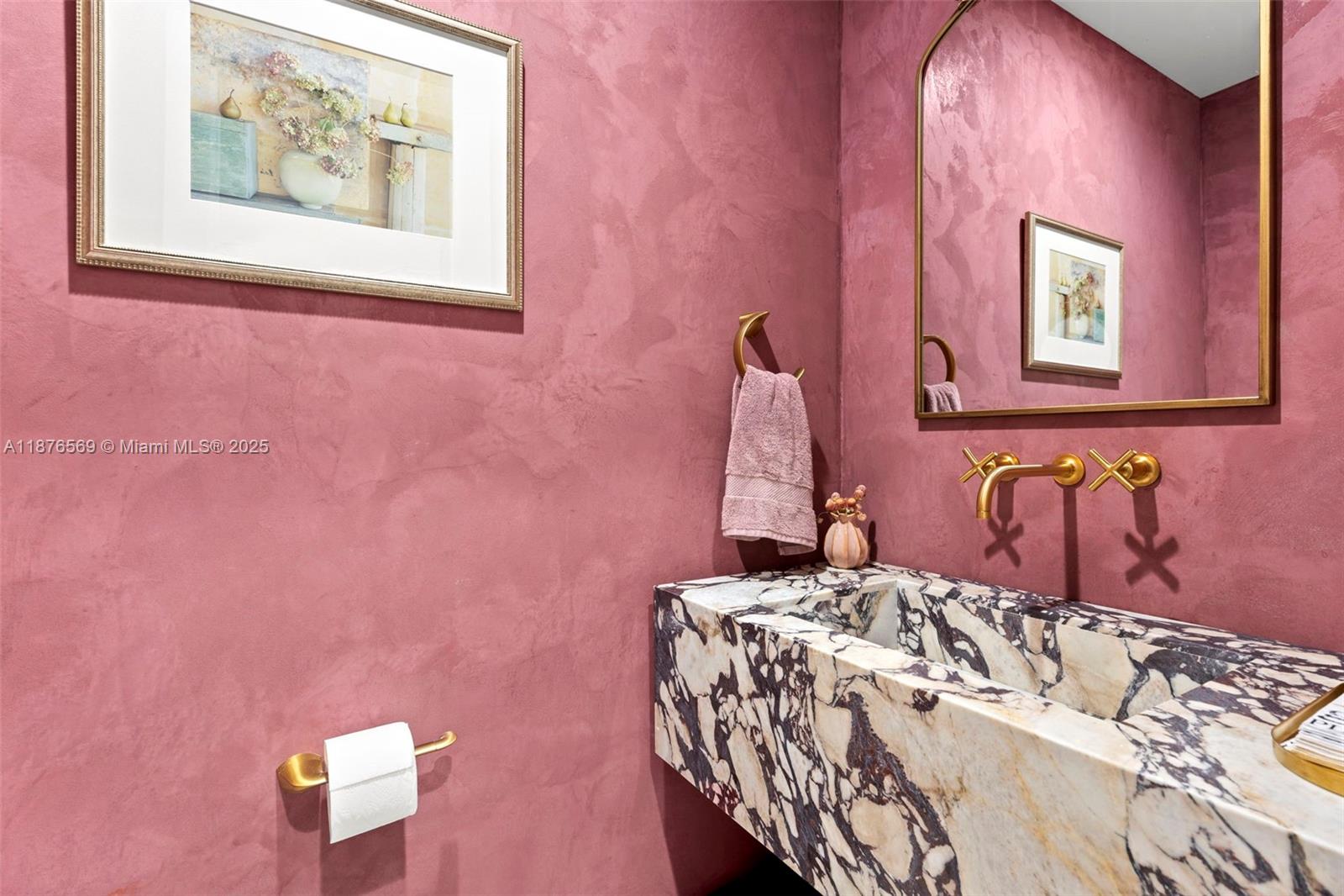 10560 NE 2nd Ct Miami Shores, FL 33138