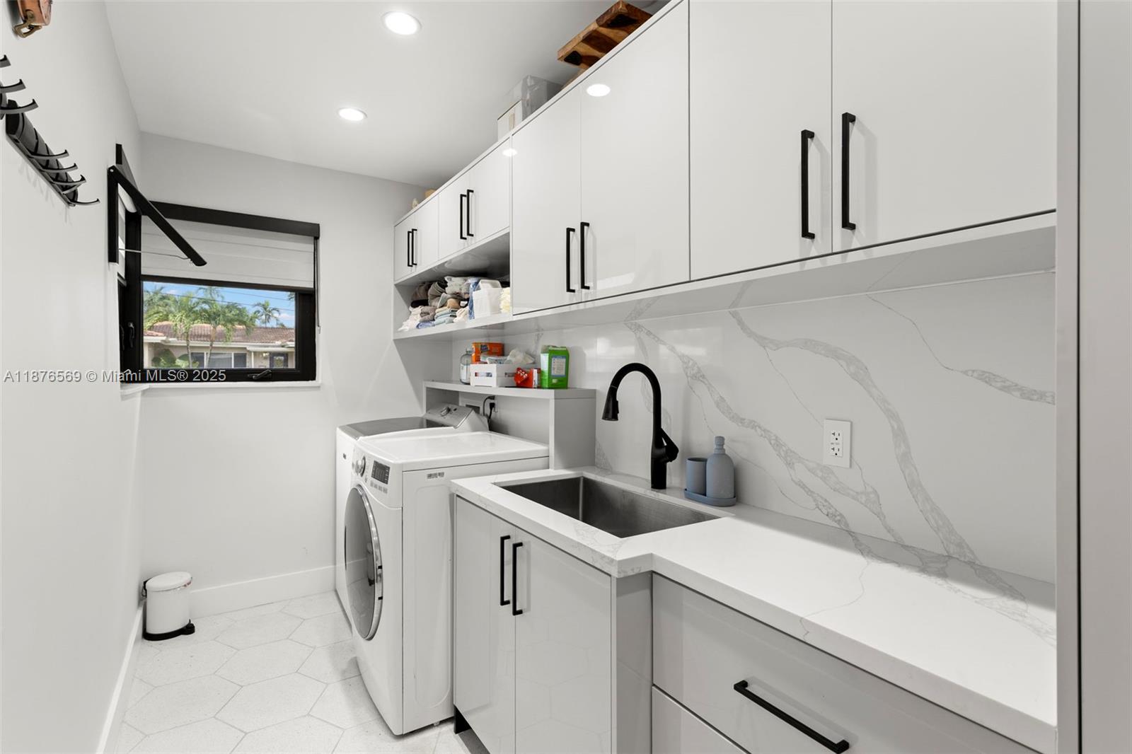 10560 NE 2nd Ct Miami Shores, FL 33138