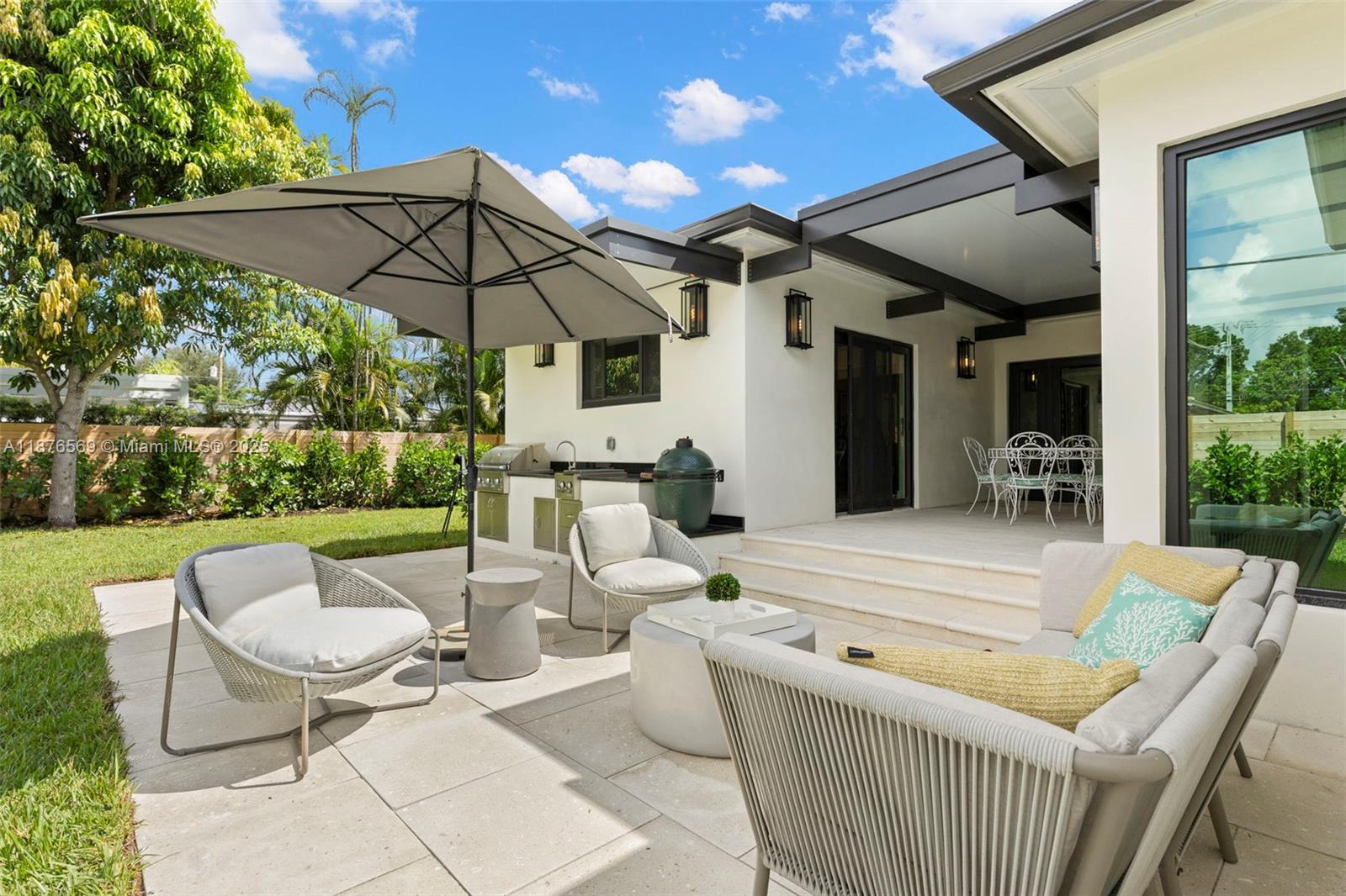 10560 NE 2nd Ct Miami Shores, FL 33138