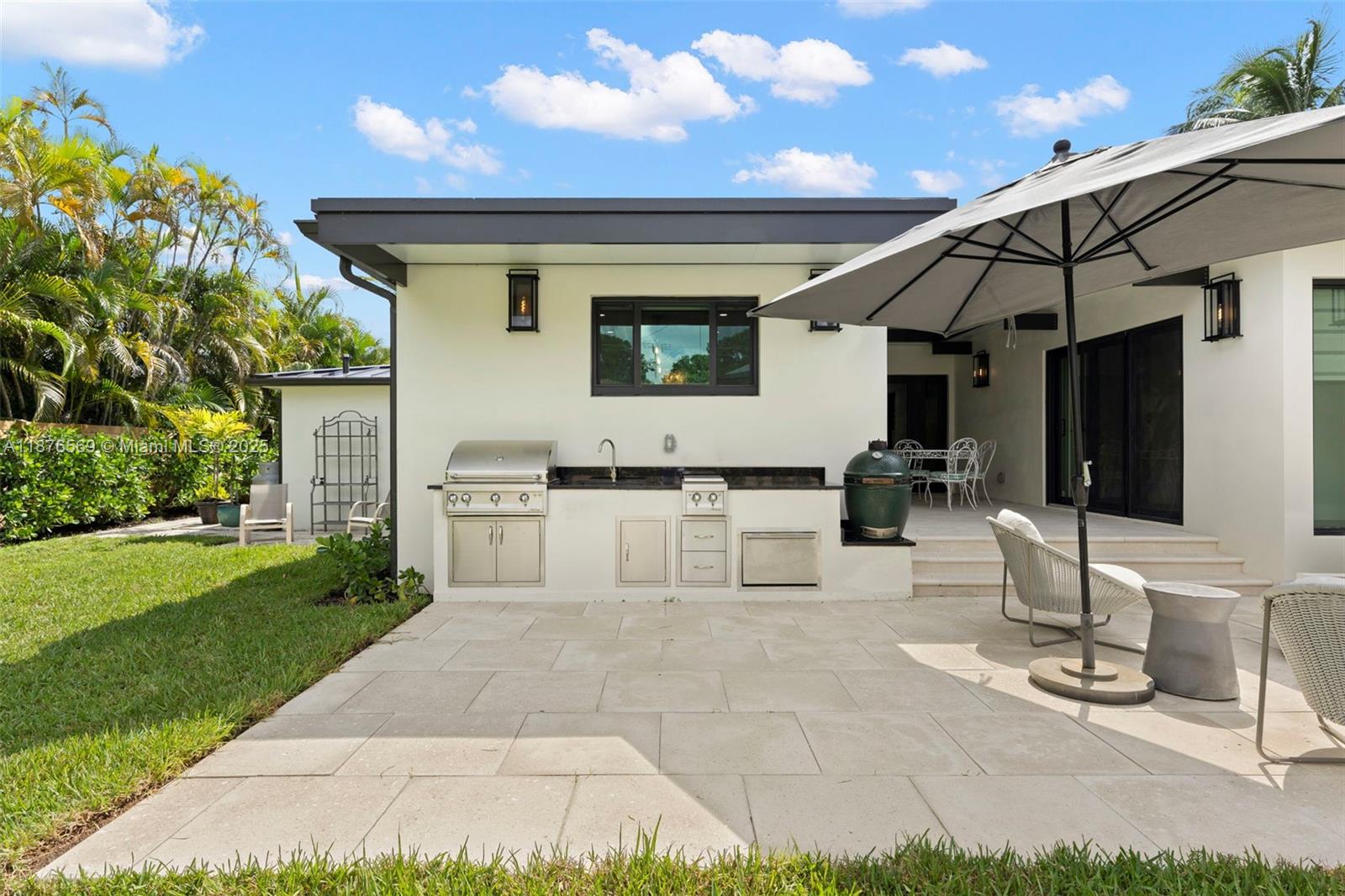 10560 NE 2nd Ct Miami Shores, FL 33138