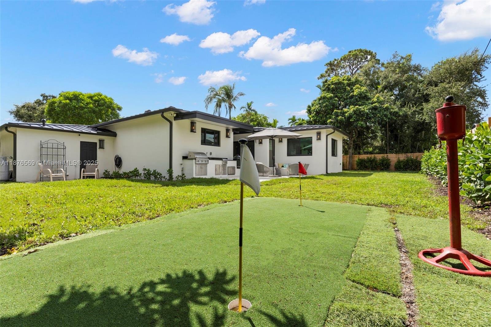 10560 NE 2nd Ct Miami Shores, FL 33138