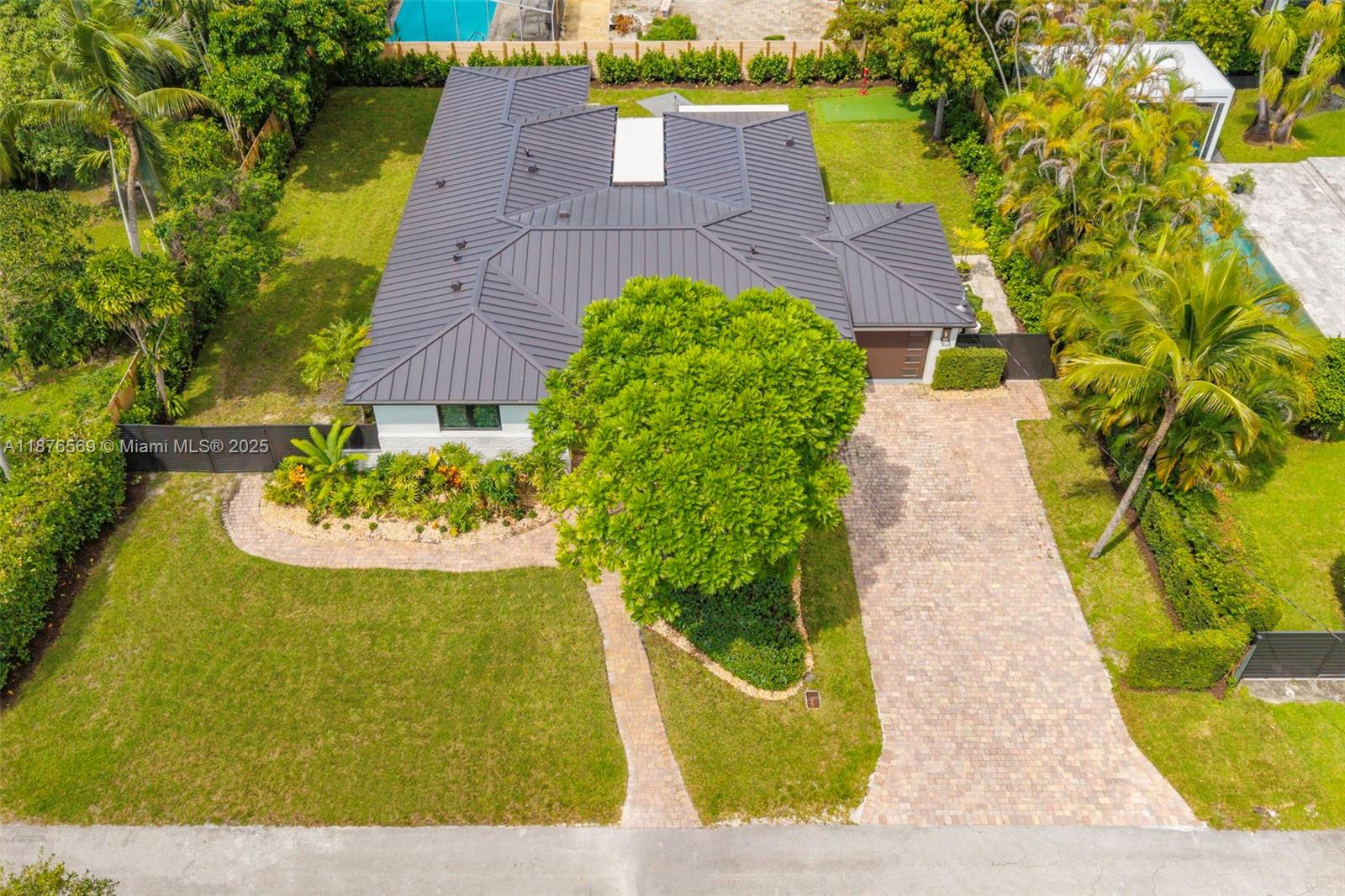 10560 NE 2nd Ct Miami Shores, FL 33138