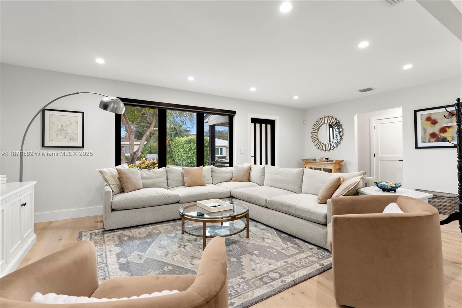 10560 NE 2nd Ct Miami Shores, FL 33138