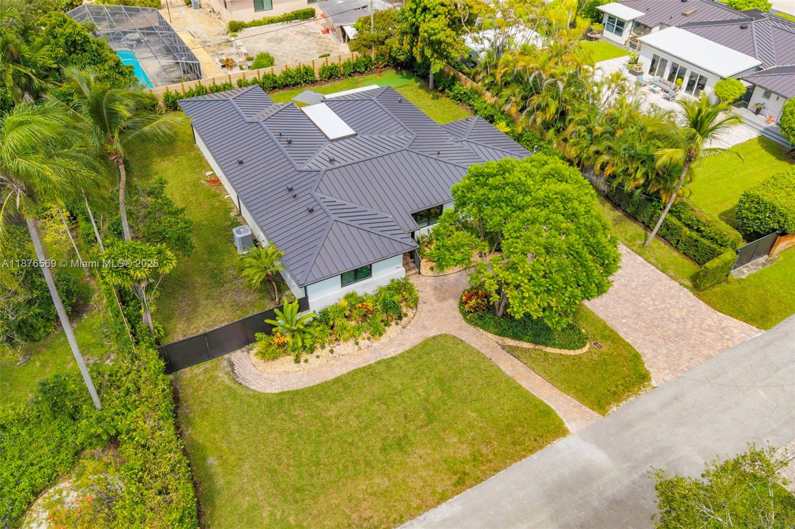 10560 NE 2nd Ct Miami Shores, FL 33138
