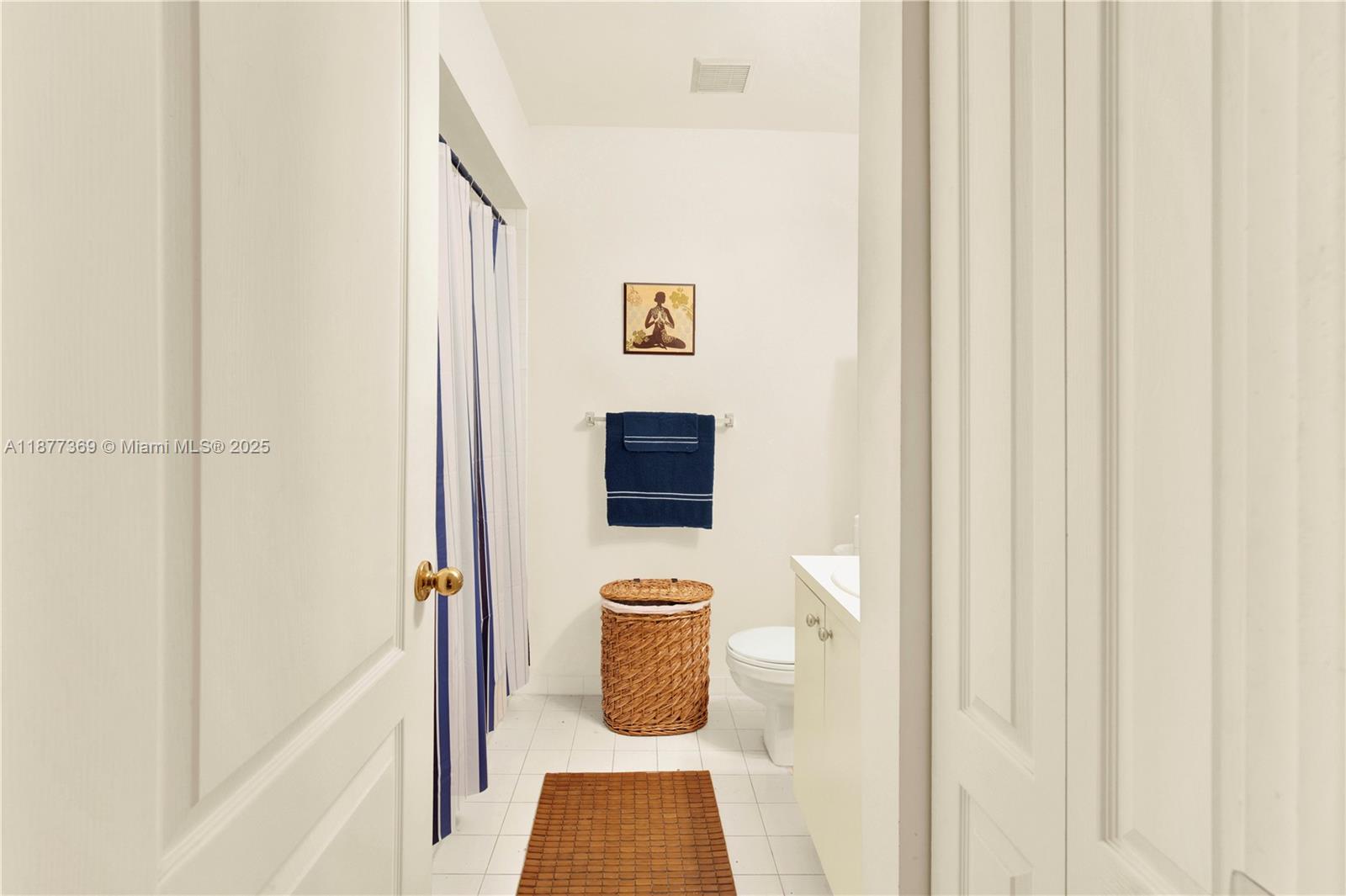 8210 NW 10th St #14,Miami, FL 33126