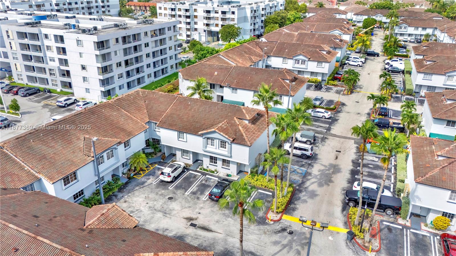 8210 NW 10th St #14,Miami, FL 33126