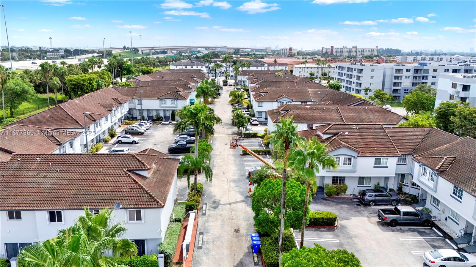 8210 NW 10th St #14,Miami, FL 33126