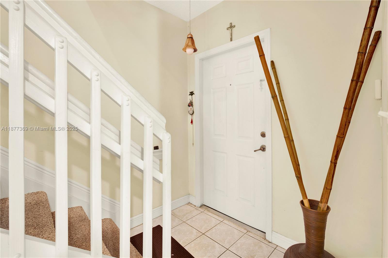 8210 NW 10th St #14,Miami, FL 33126