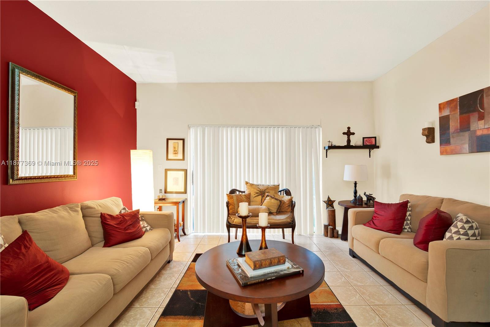 8210 NW 10th St #14,Miami, FL 33126