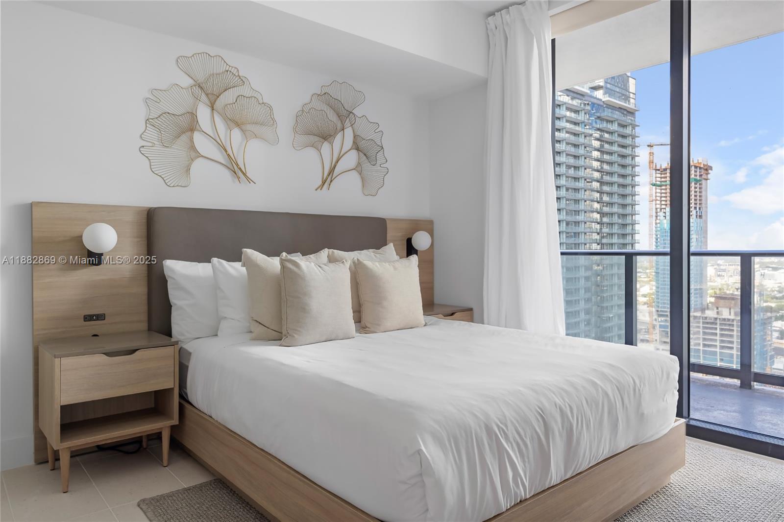 image Gale Residences16