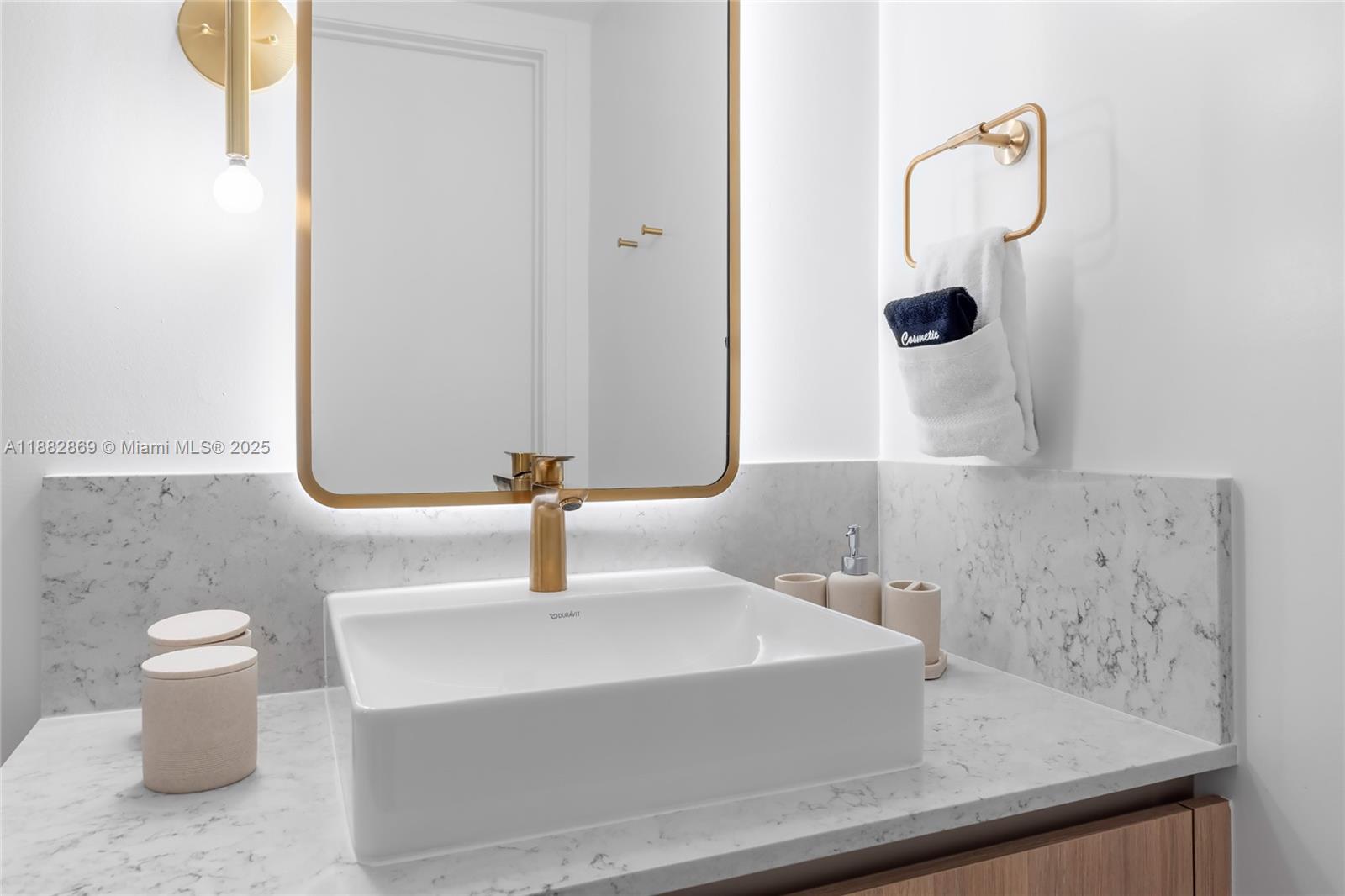 image Gale Residences22