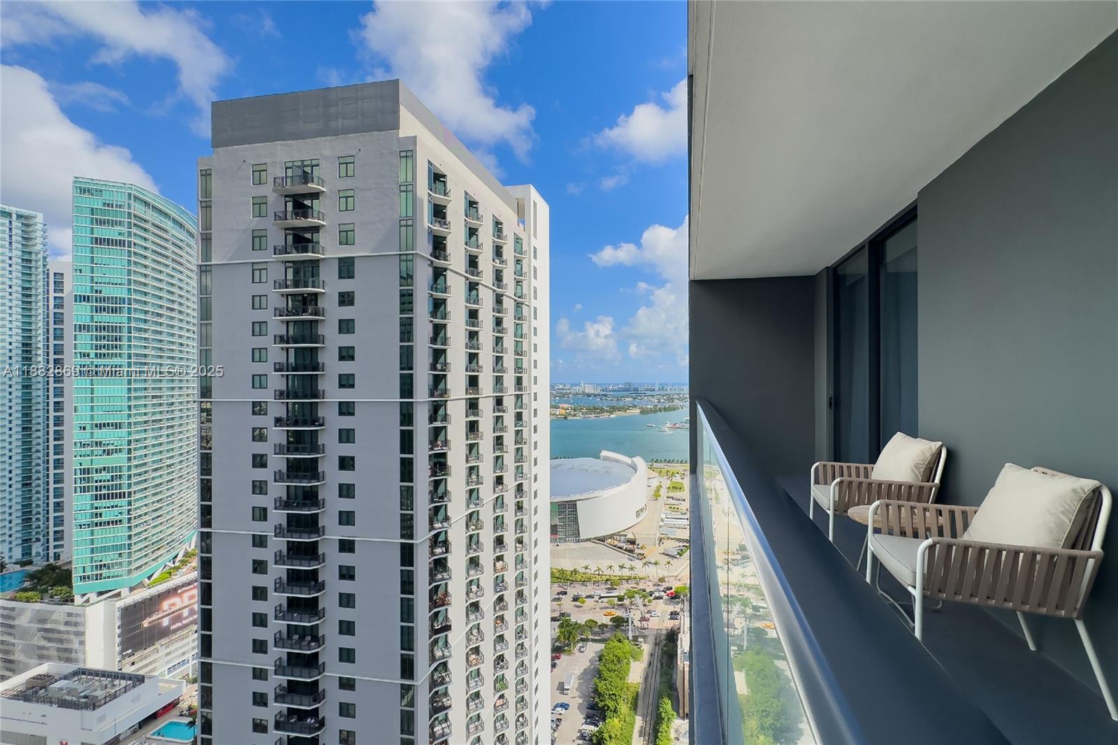 image Gale Residences32