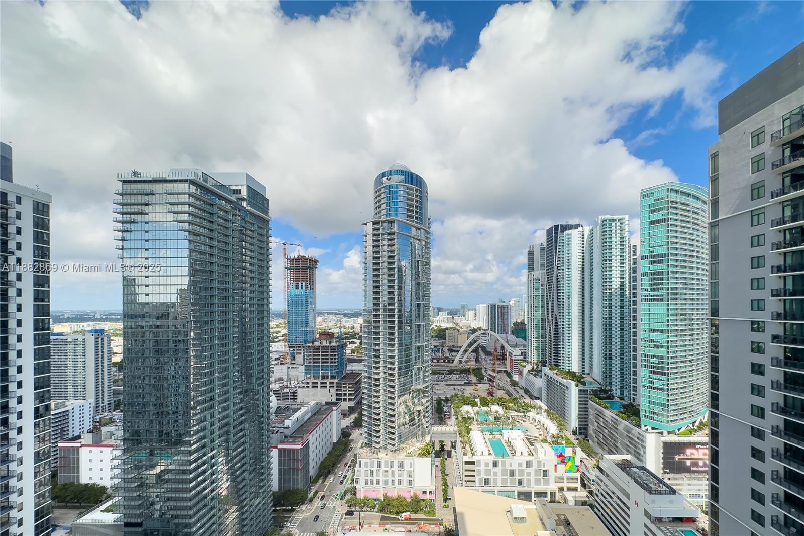 image Gale Residences33