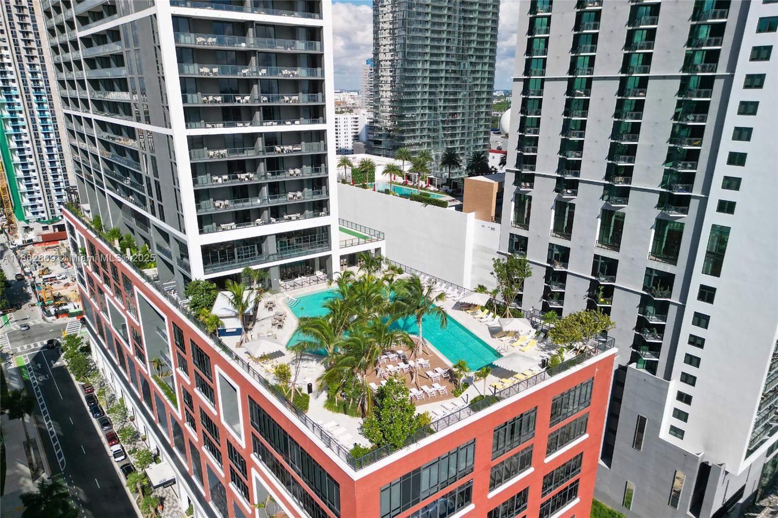 image Gale Residences36