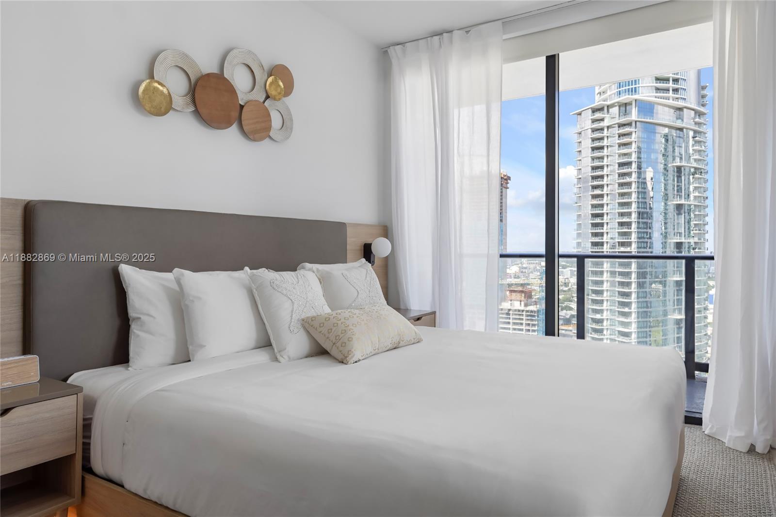 image Gale Residences7