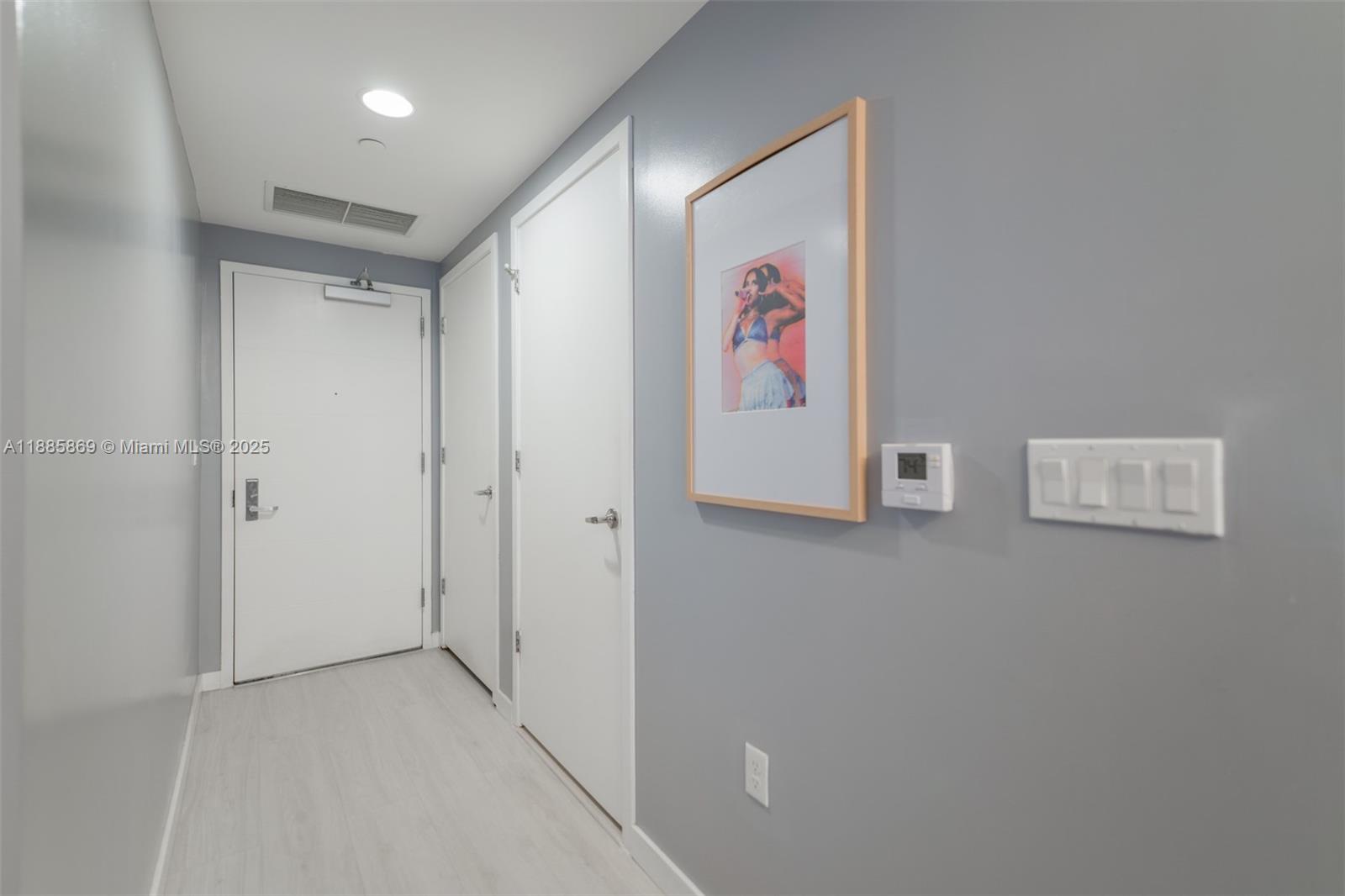 image 1010 Brickell Condo17