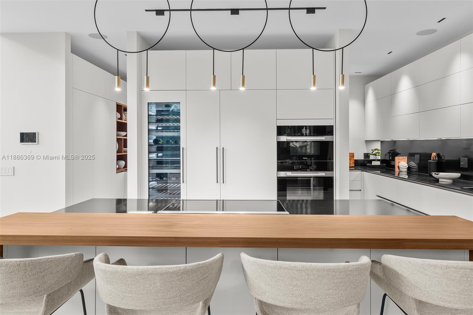 3306 NE 16th St Fort Lauderdale, FL 33304