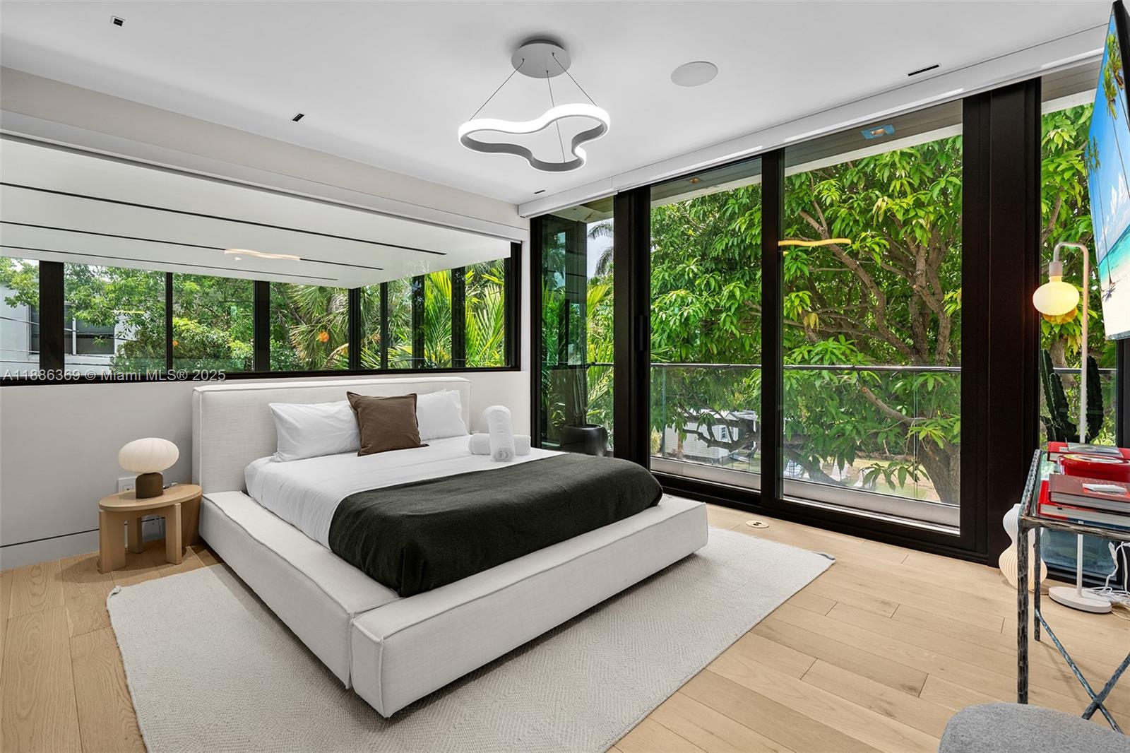 3306 NE 16th St Fort Lauderdale, FL 33304