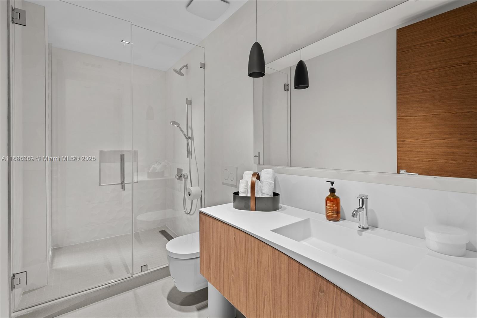 3306 NE 16th St Fort Lauderdale, FL 33304