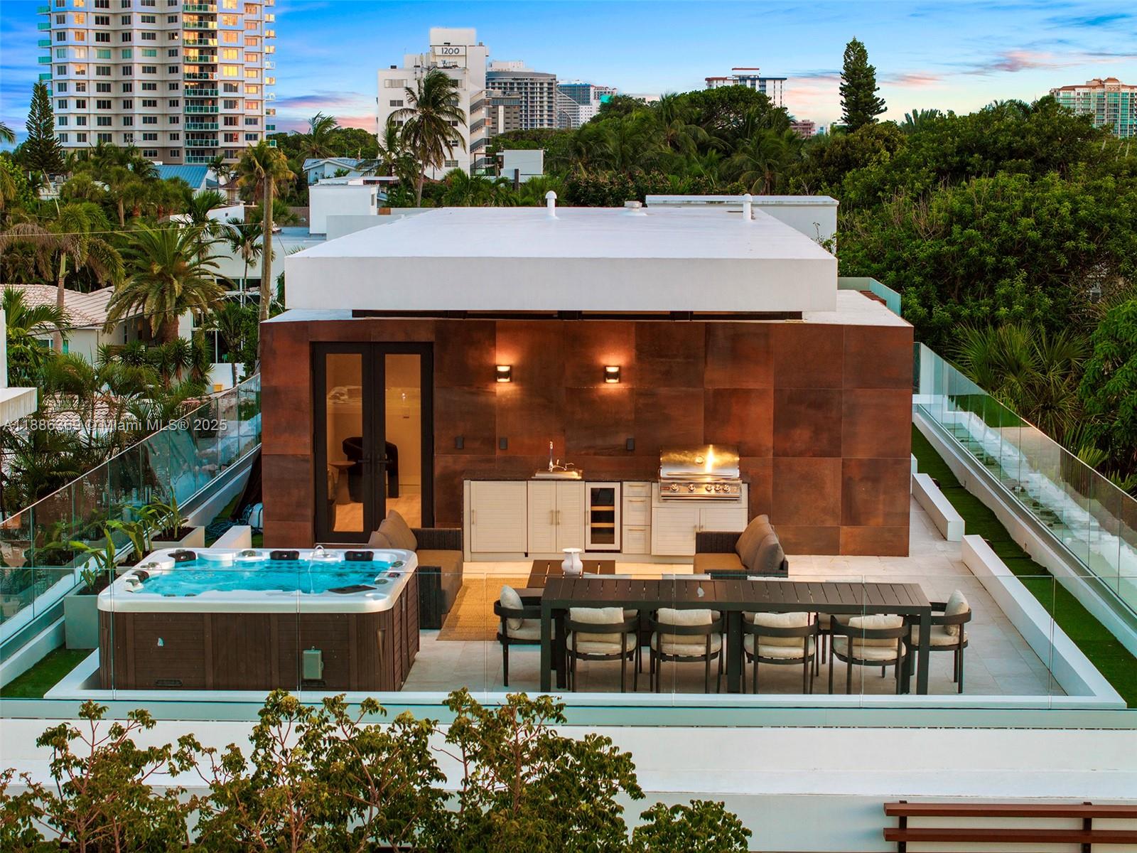 3306 NE 16th St Fort Lauderdale, FL 33304