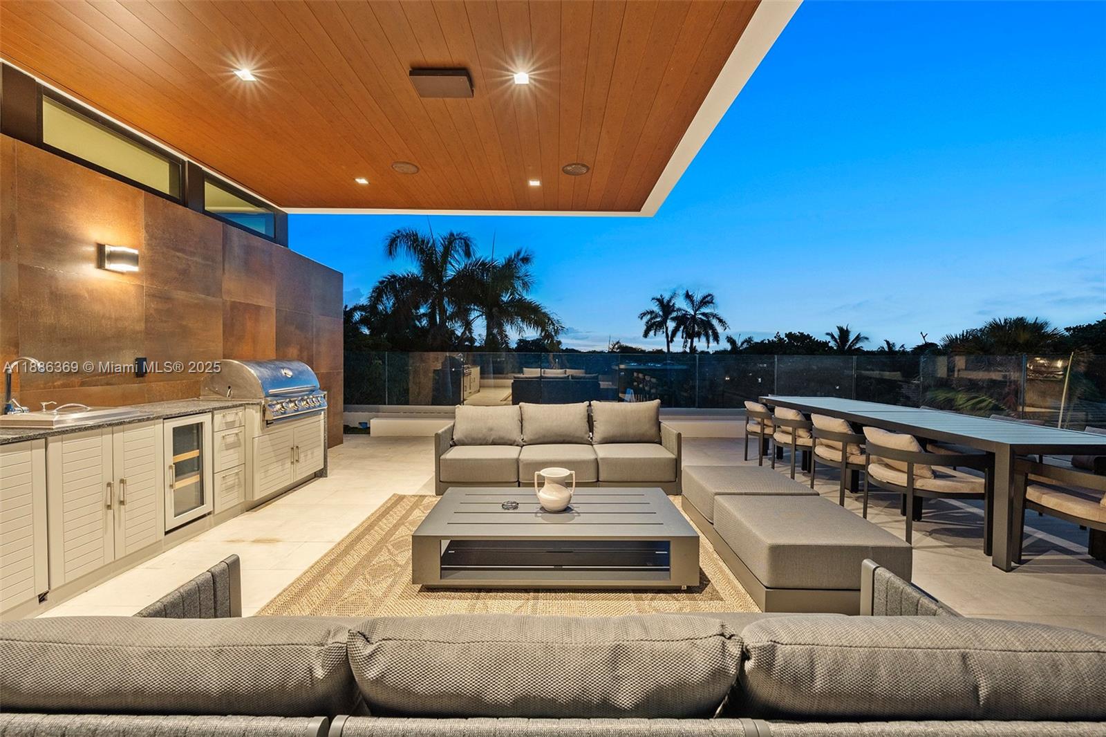 3306 NE 16th St Fort Lauderdale, FL 33304