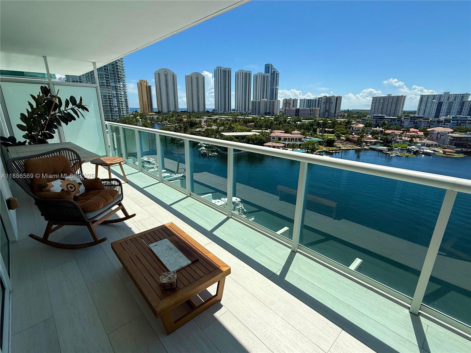 400 Sunny Isles Blvd #916