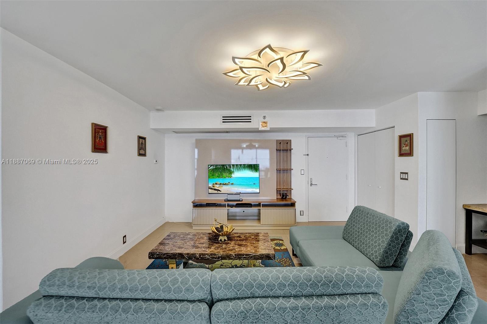 3530 Mystic Pointe Dr #2002 Aventura, FL 33180