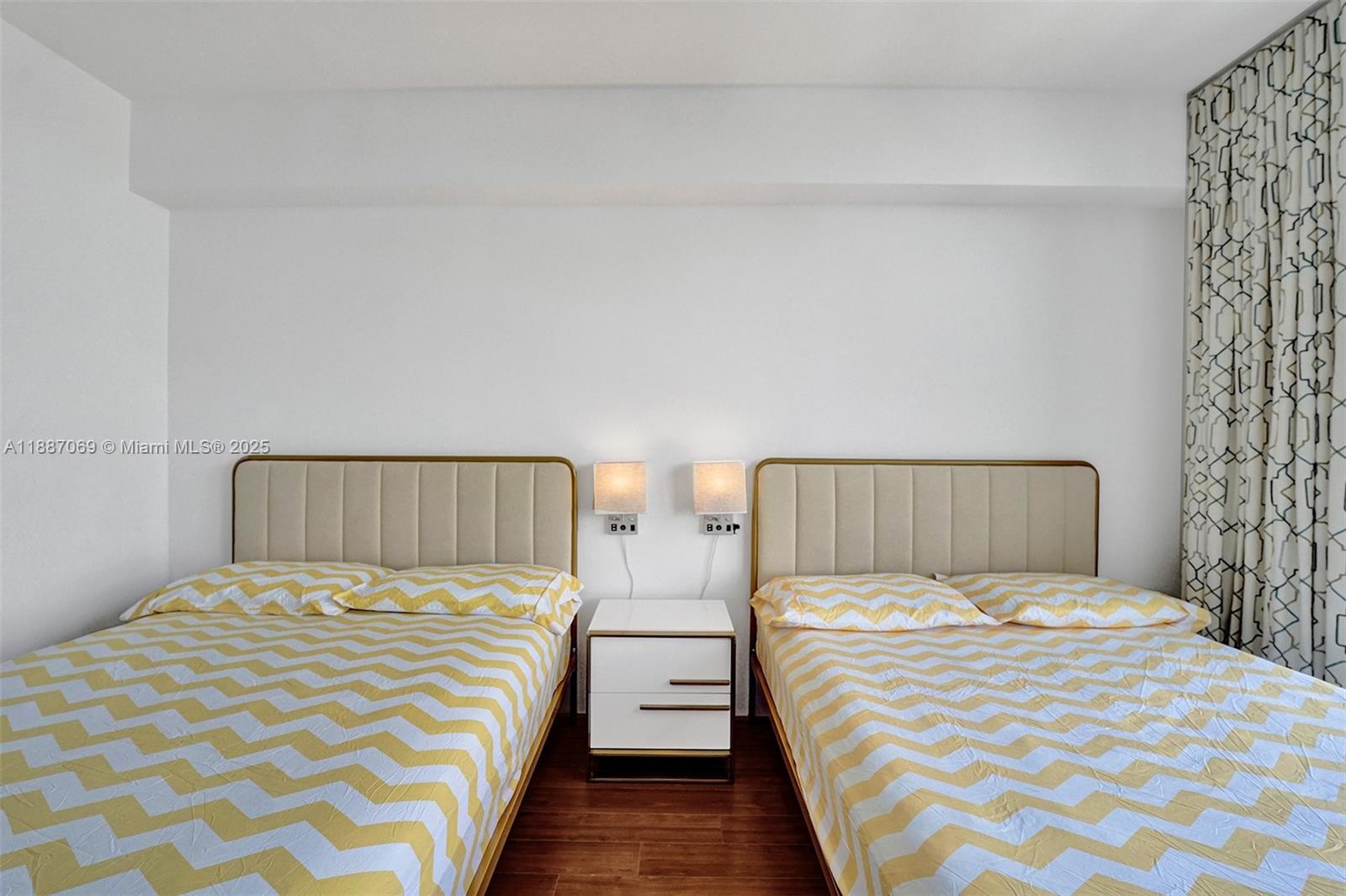 3530 Mystic Pointe Dr #2002 Aventura, FL 33180