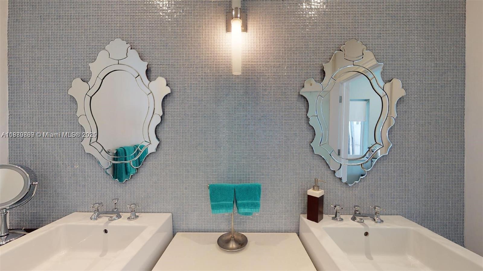 6015 Pine Tree Dr Miami Beach, FL 33140 6015 Pine Tree Dr Miami Beach, FL 33140
