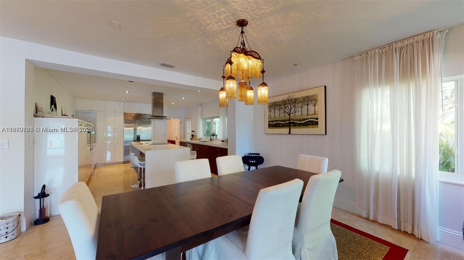 6015 Pine Tree Dr Miami Beach, FL 33140 6015 Pine Tree Dr Miami Beach, FL 33140