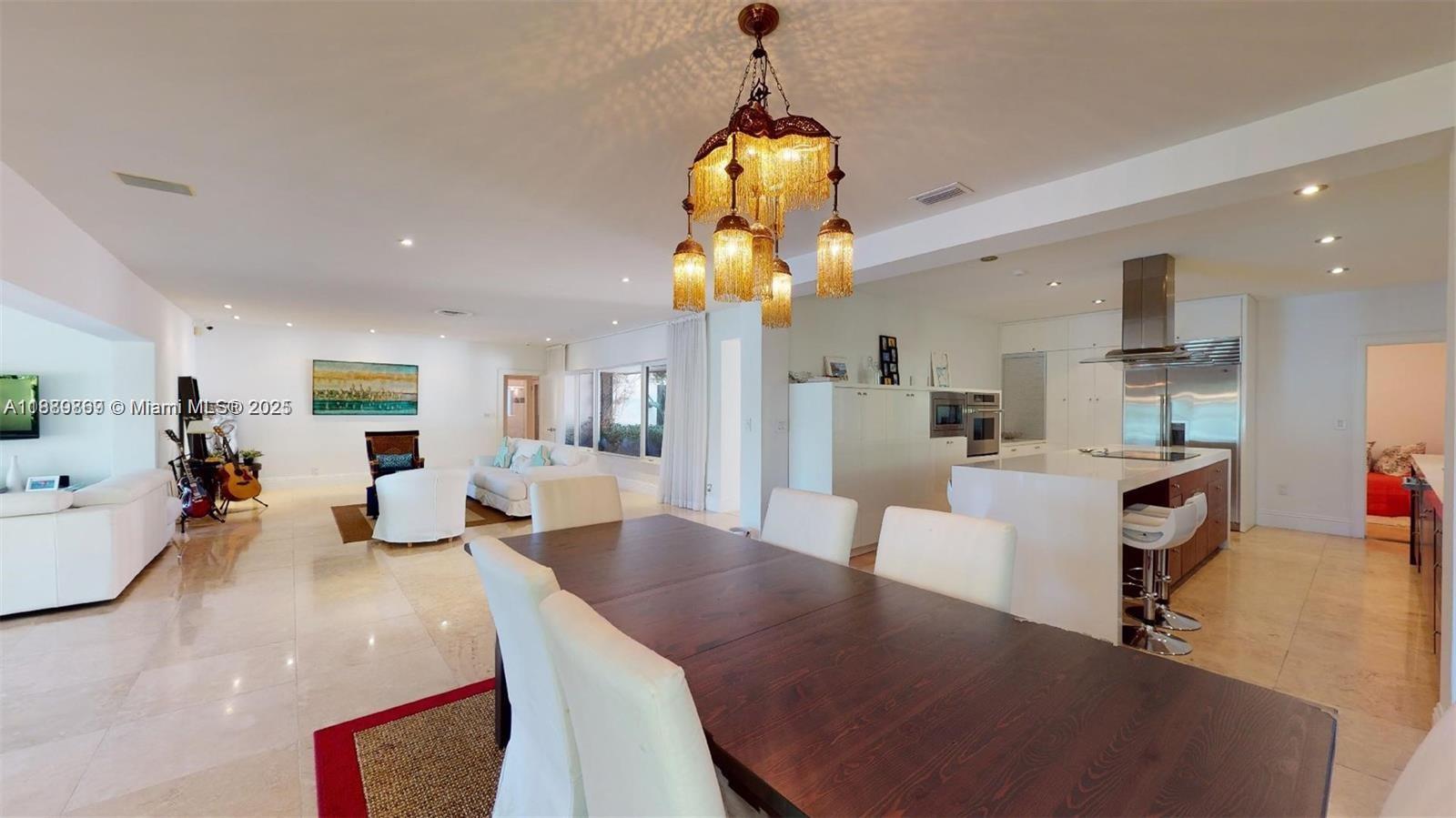 6015 Pine Tree Dr Miami Beach, FL 33140 6015 Pine Tree Dr Miami Beach, FL 33140