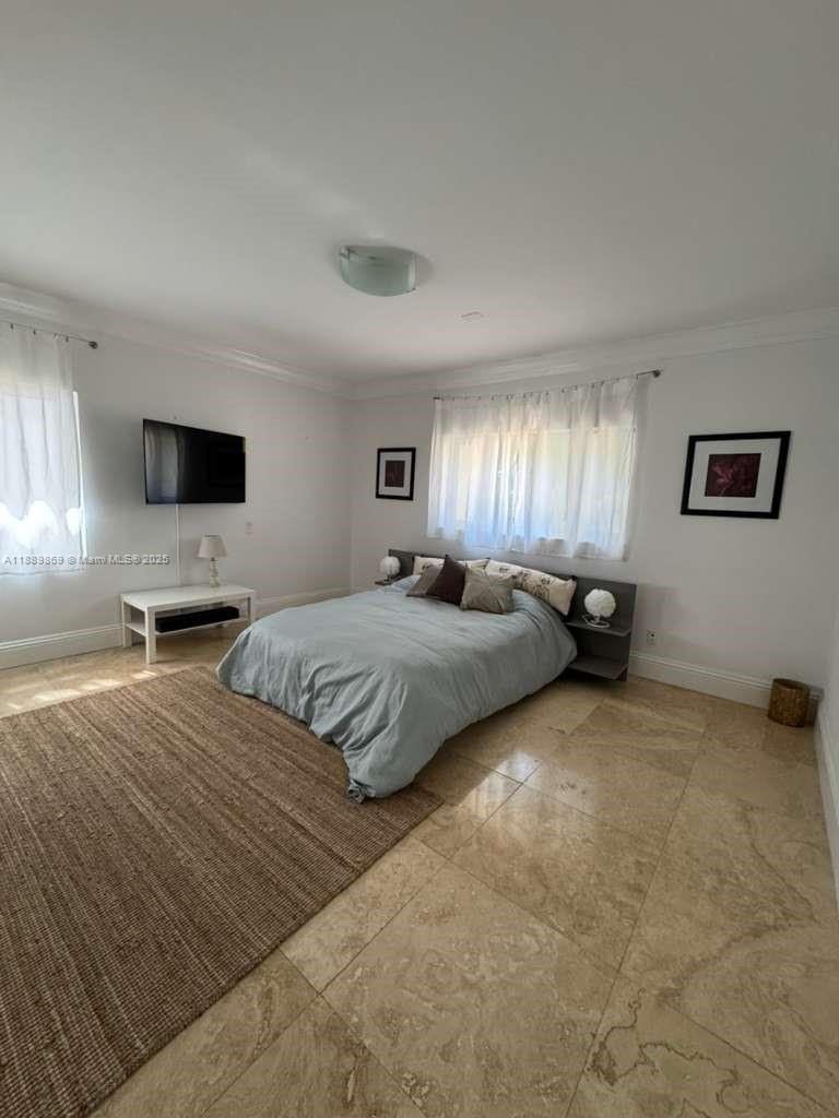 6015 Pine Tree Dr Miami Beach, FL 33140 6015 Pine Tree Dr Miami Beach, FL 33140
