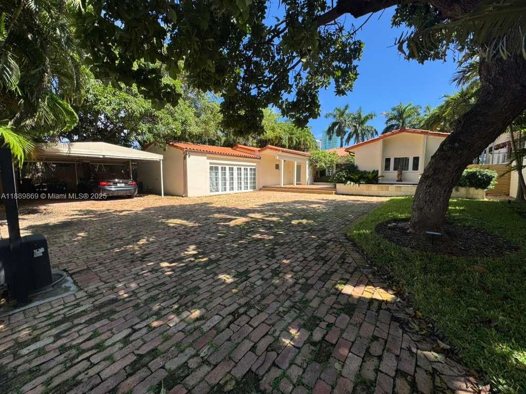 6015 Pine Tree Dr Miami Beach, FL 33140 6015 Pine Tree Dr Miami Beach, FL 33140