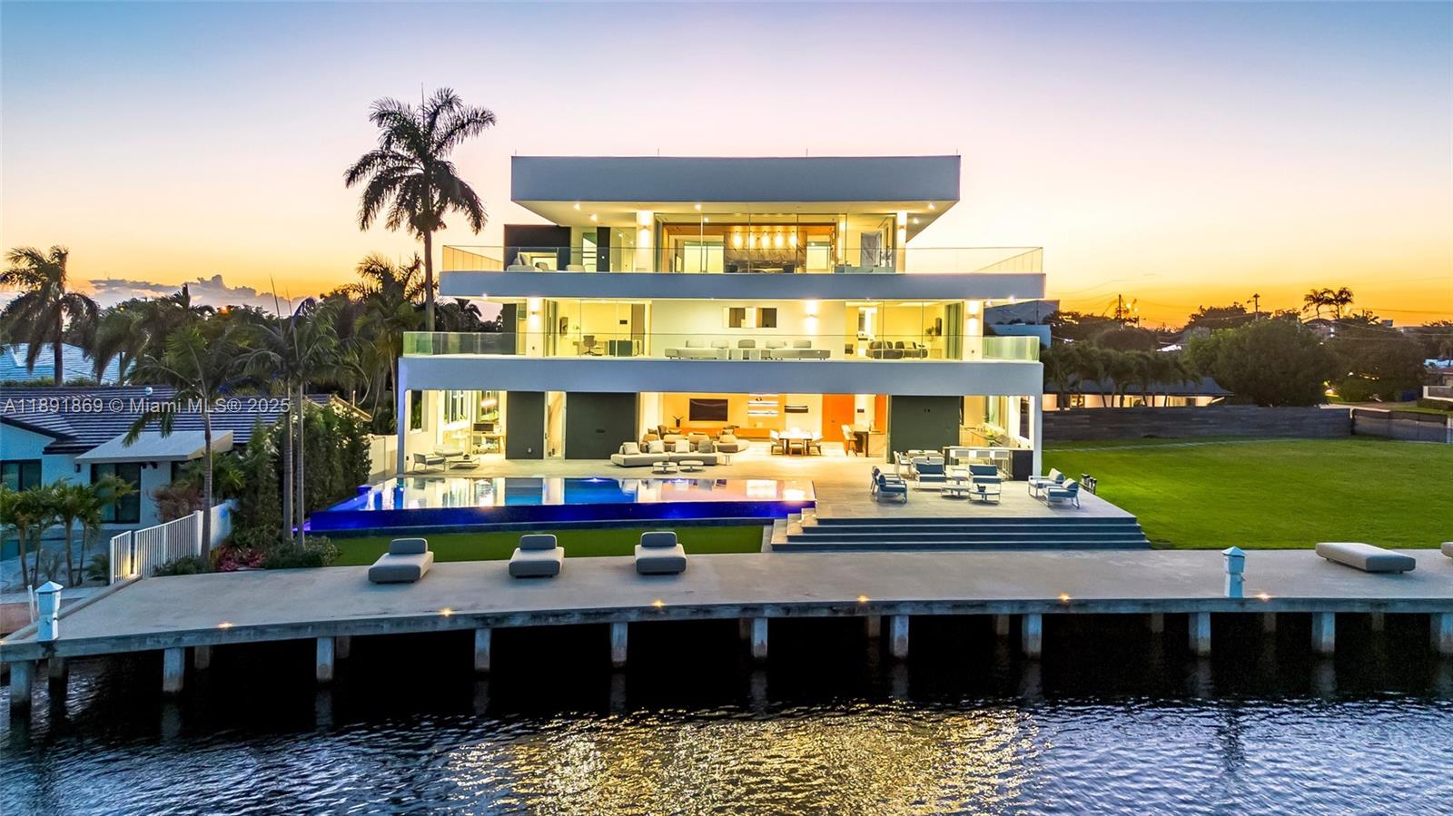 2131 NE 15th St Fort Lauderdale, FL 33304